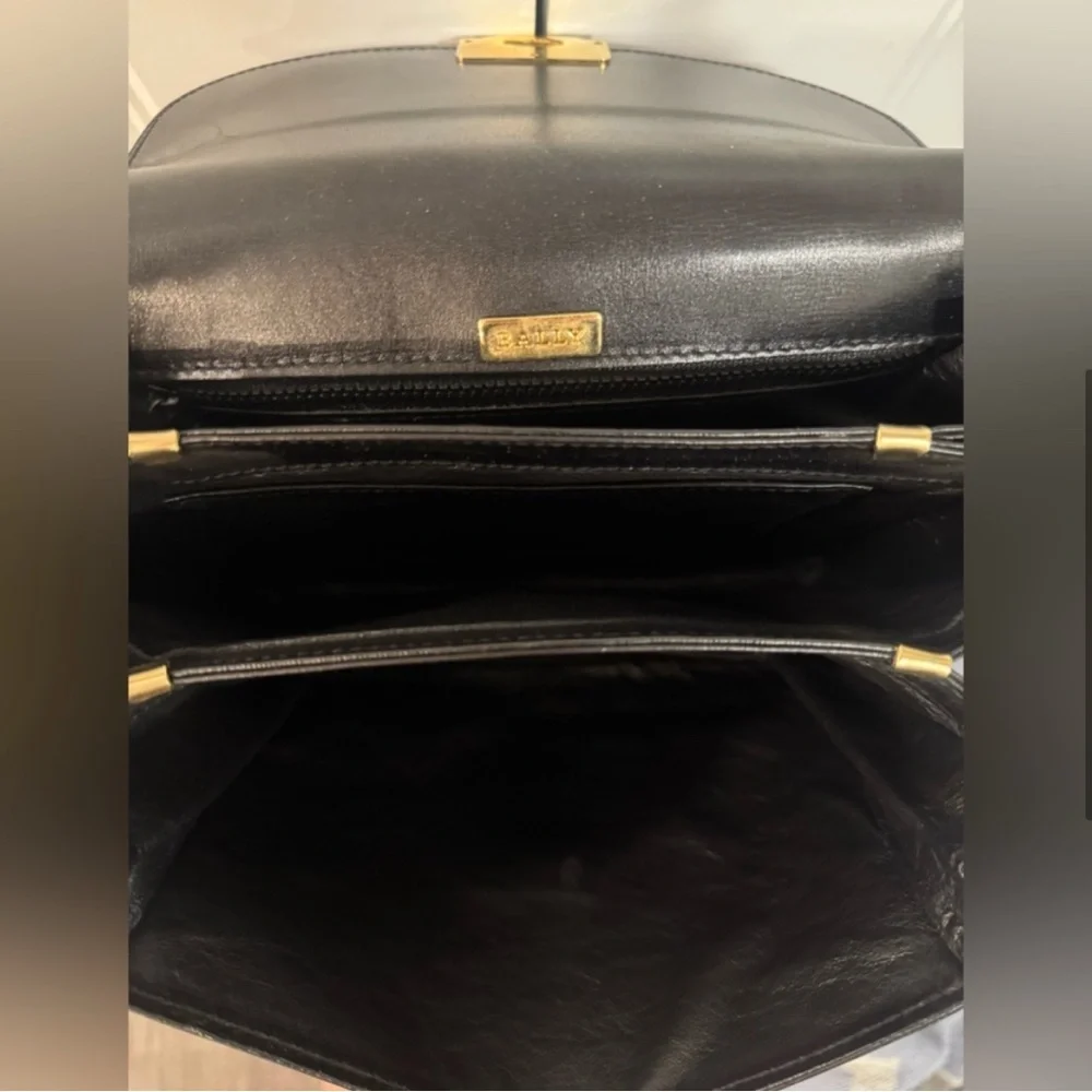 BALLY Vintage Shoulder/Crossbody Bag - Picture 3 of 3